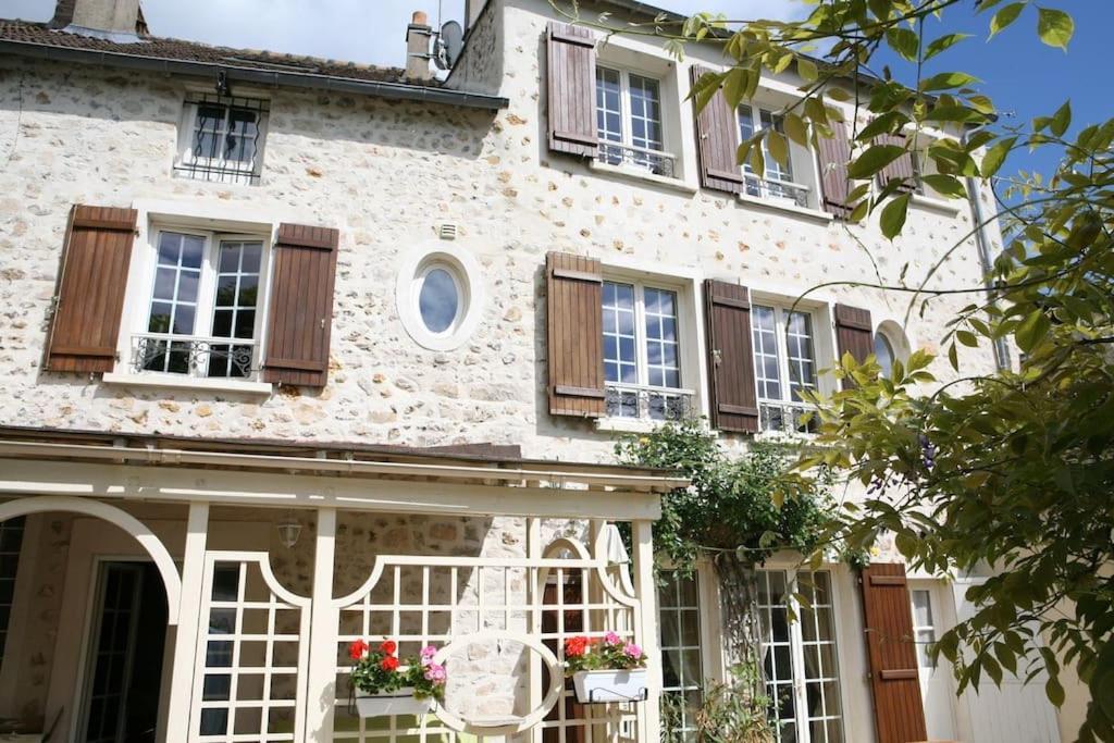 Le Nid De Rochefort Exterior photo
