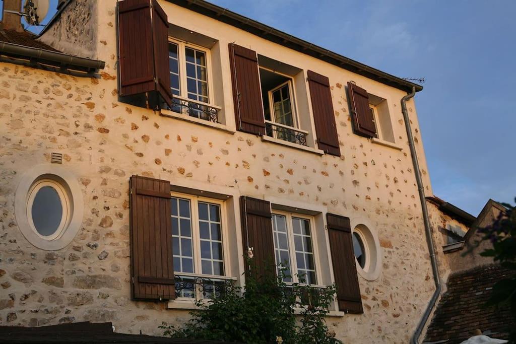 Le Nid De Rochefort Exterior photo